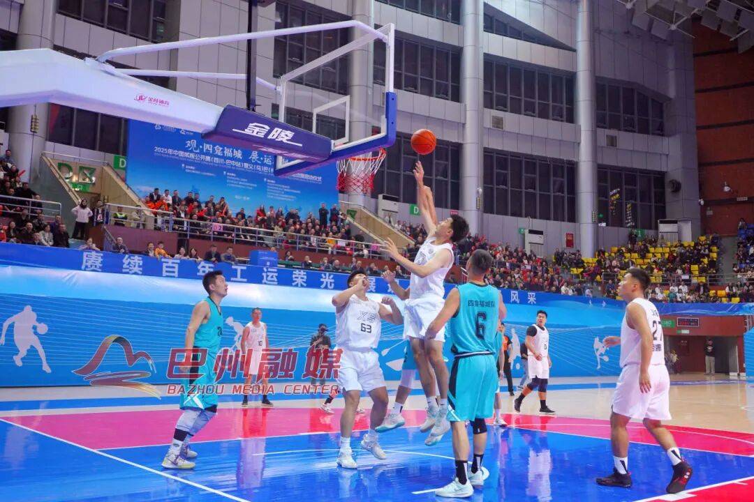 关于意大利杯赛程吃紧，阿贾克斯清晨篮板制胜，话题不断，训练强度明显提升的信息